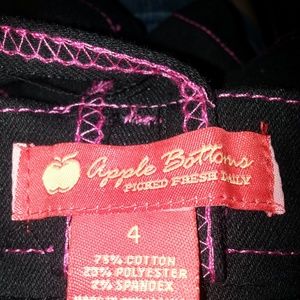 Teens black teen apple bottoms, drunk wife stranger sex tights story